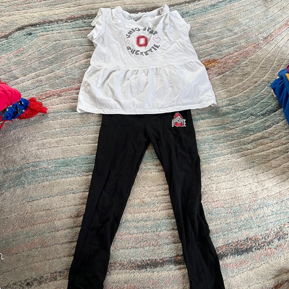 Kids Girl Ohio State Buckeyes Top and Leggings.